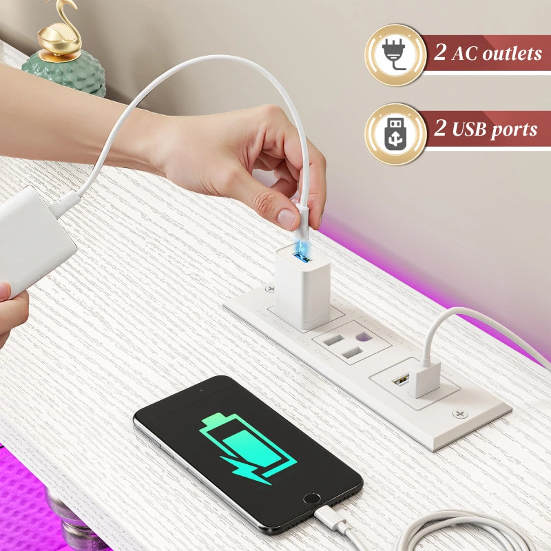 Detail_display_of_a_fabric-powered_charging_station